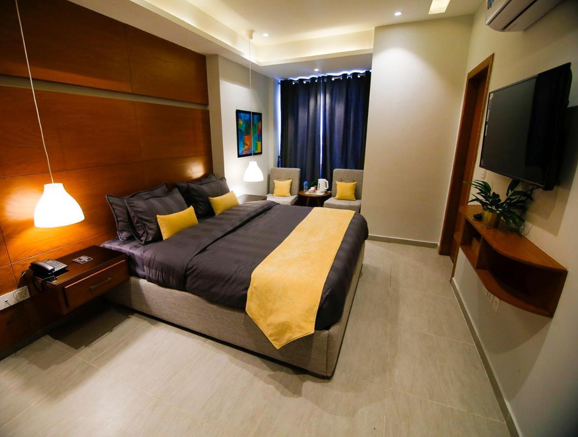 Space Express Rawalpindi Luaran gambar