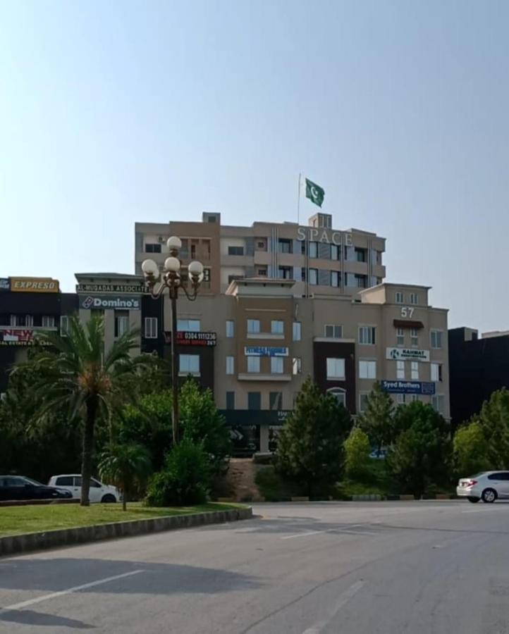 Space Express Rawalpindi Luaran gambar